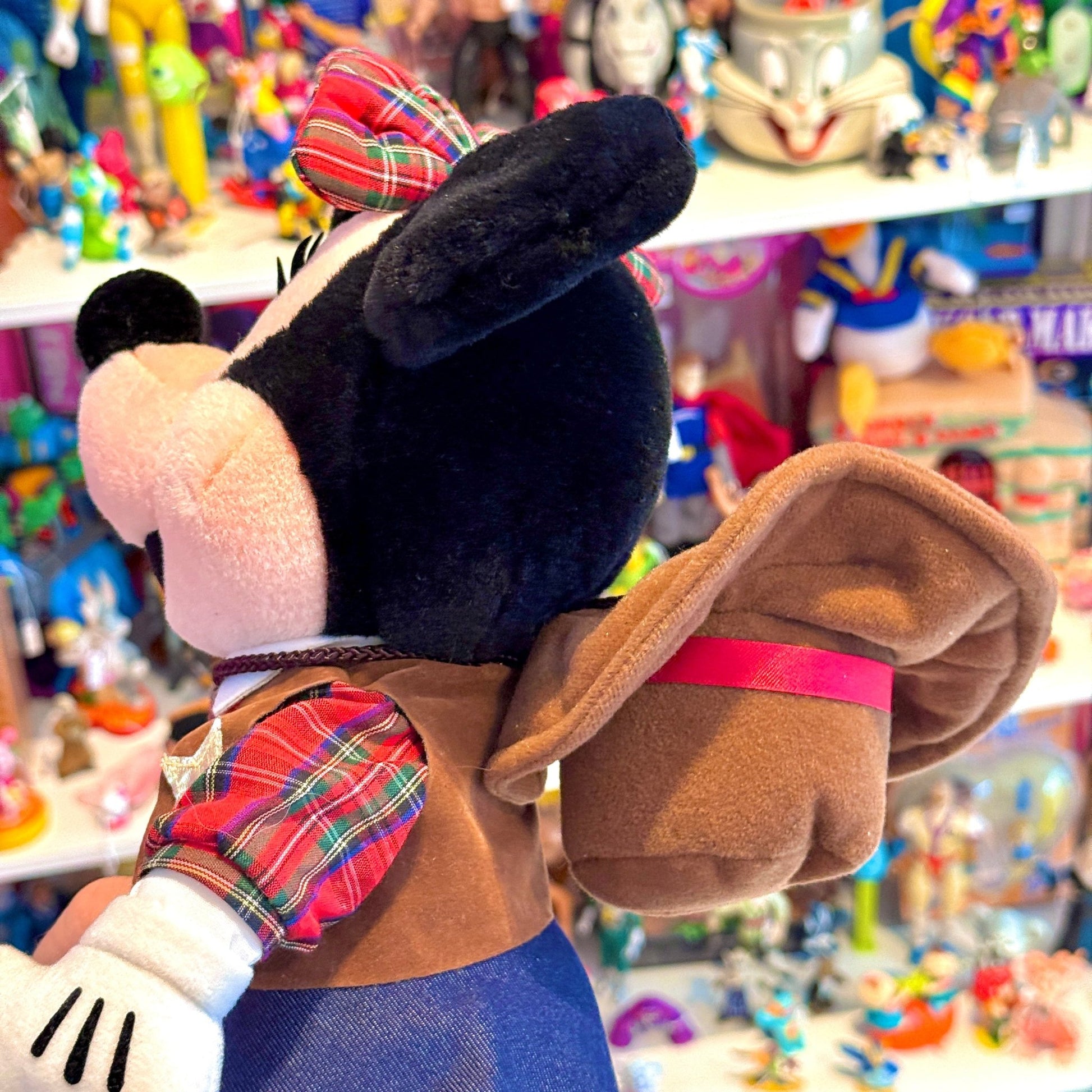 Minnie Mouse Cowboy Plush (Disney Land Paris, 90s) - PopCultGang