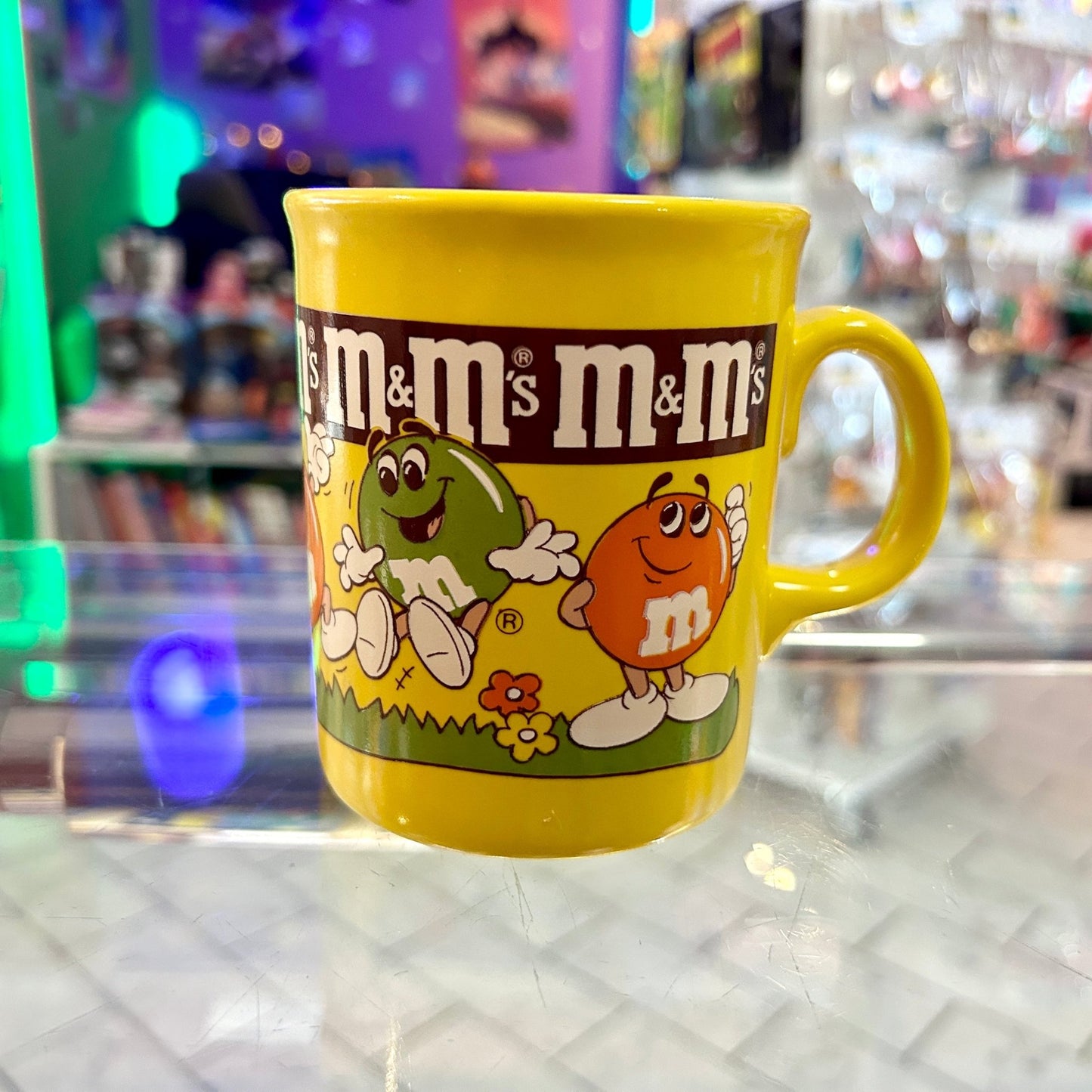 M&M Mug Yellow (90s) - PopCultGang