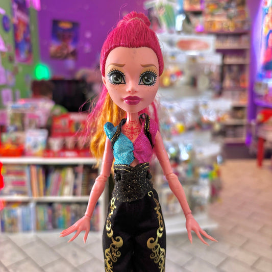 Monster High: Gigi Grant Fashion Doll - 13 Wishes (Mattel, 2013) - PopCultGang