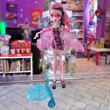 Monster High: Haunted Getting Ghostly Draculaura Fashion Doll (Mattel, 2015) - PopCultGang