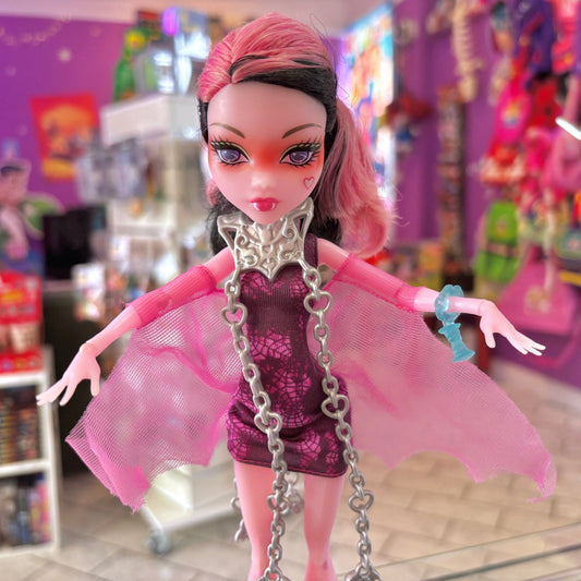 Monster High: Haunted Getting Ghostly Draculaura Fashion Doll (Mattel, 2015) - PopCultGang