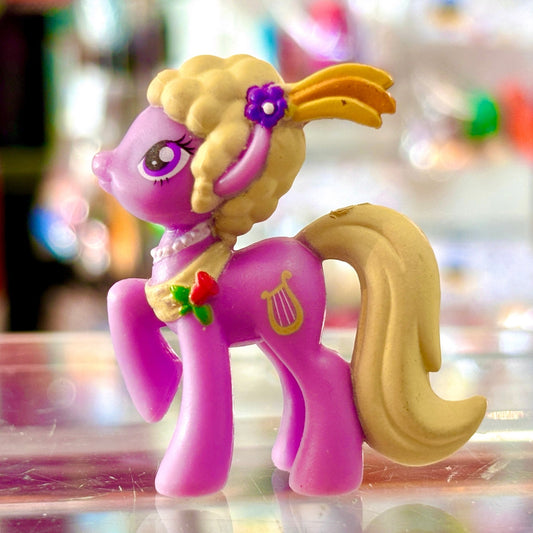 My Little Pony Mystery Minis (G4, 2010s): Lyrica Lilac 5cm Figure - PopCultGang