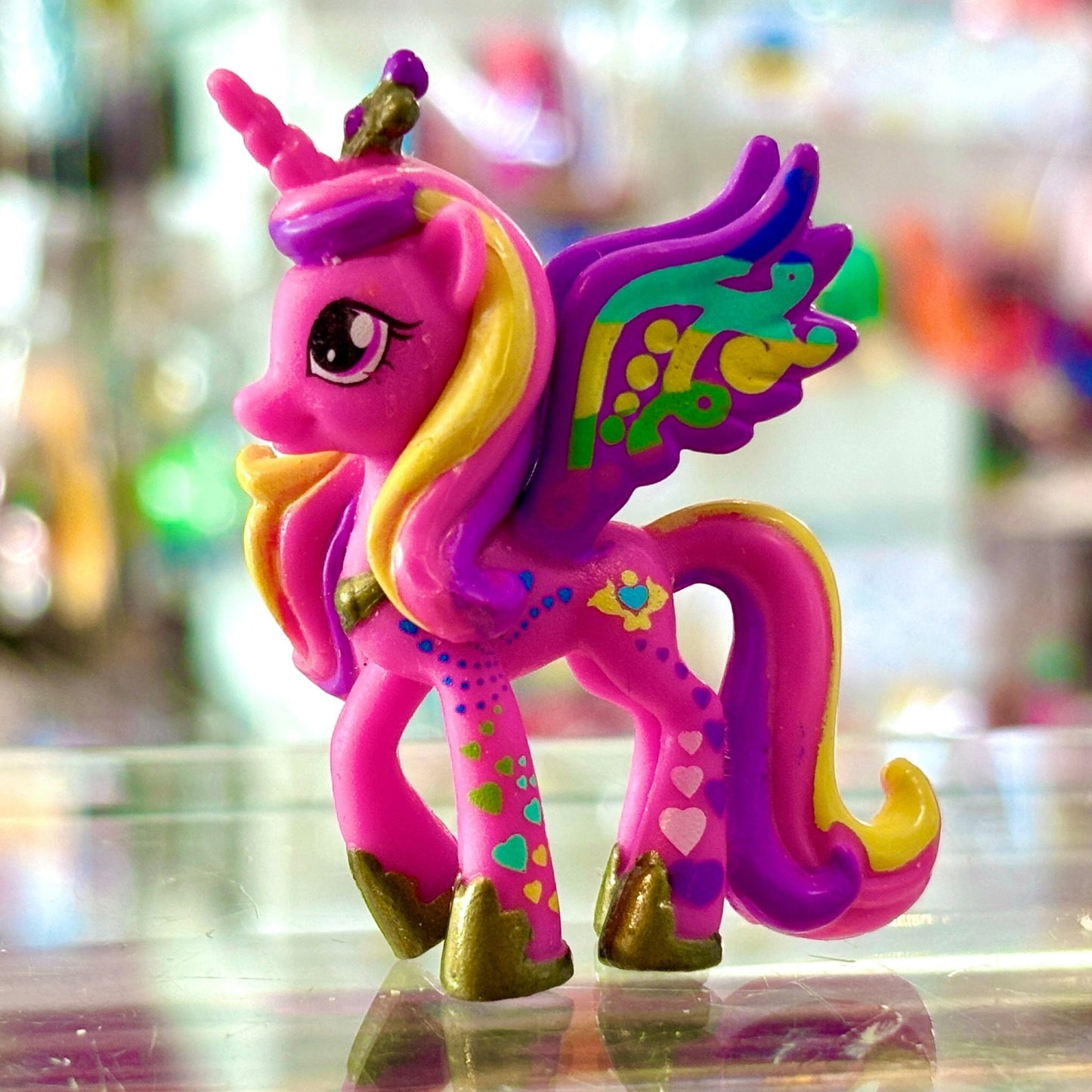 My Little Pony Mystery Minis (G4, 2010s): Princess Cadance Rainbowfied 5cm Figure - PopCultGang