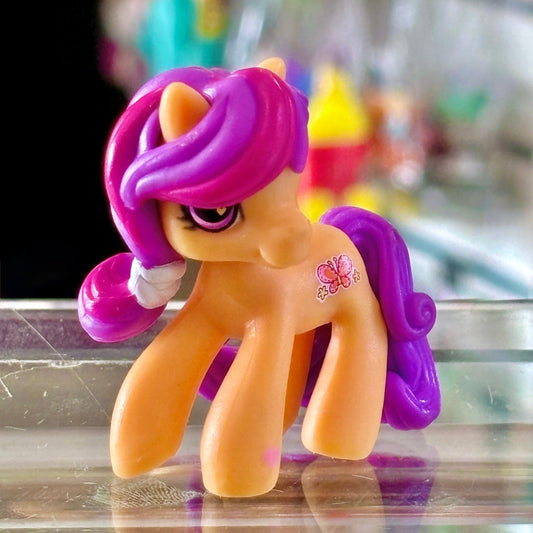 My Little Pony - Ponyville Mystery Bags: Scootaloo 5cm Figure (G3,5, 2006) - PopCultGang