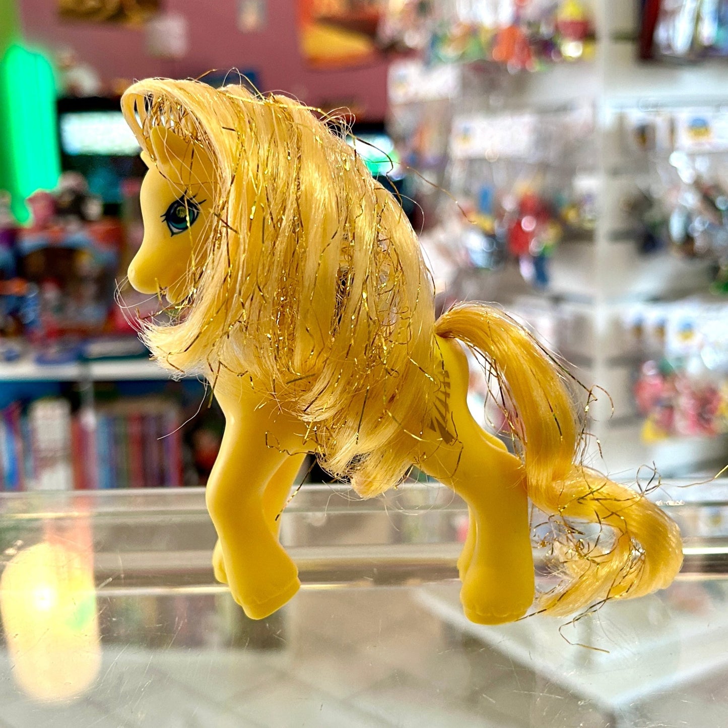 My Little Pony: Princess Golden Light (G2) - PopCultGang