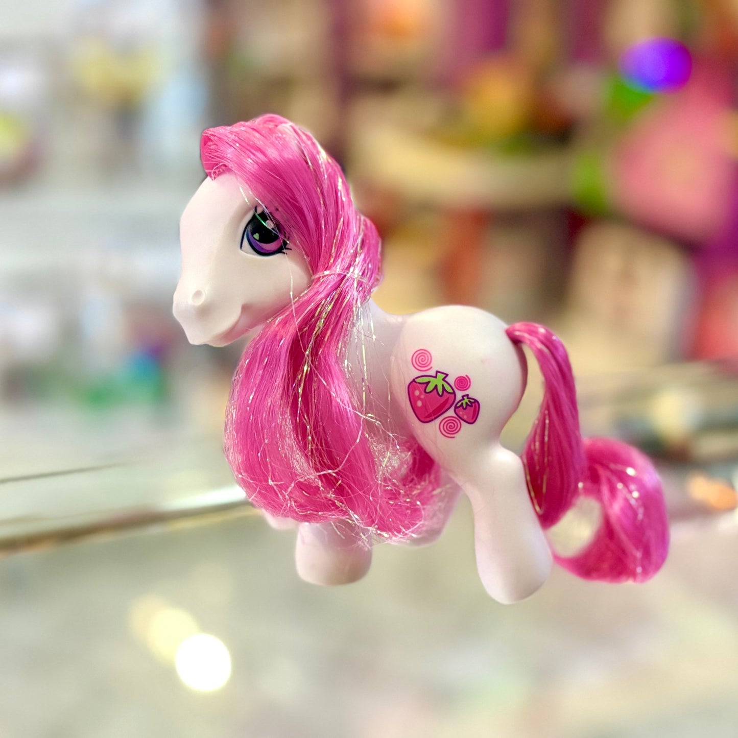 My Little Pony: Strawberry Swirl (G3) - PopCultGang