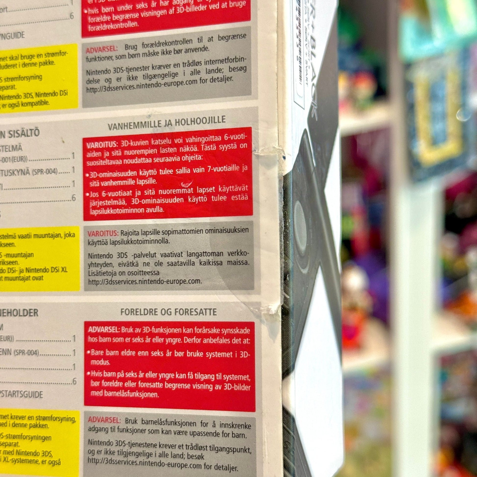 Nintendo 3DS XL (Silver/Black, CIB) - PopCultGang