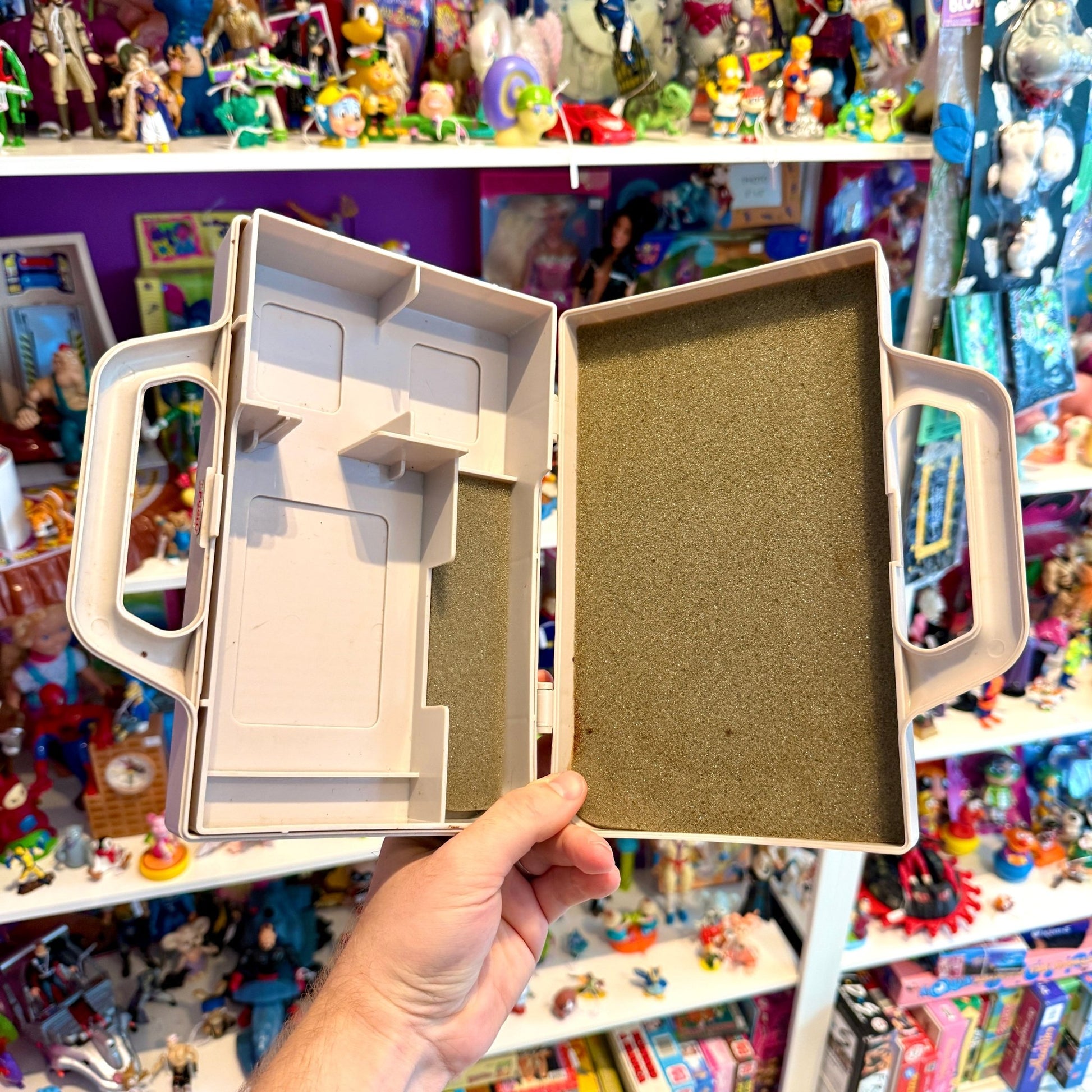 Nintendo: Oversized Gameboy Storage Box (90s) - PopCultGang