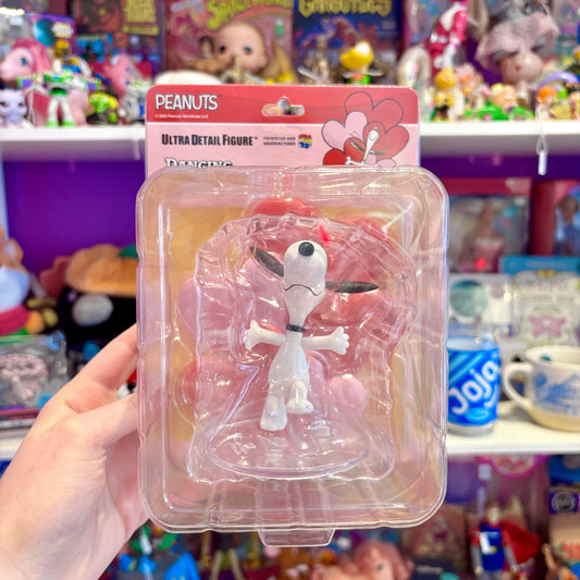 Peanuts: Dancing Snoopy Figure 12 cm (Medicom, UDF) - PopCultGang