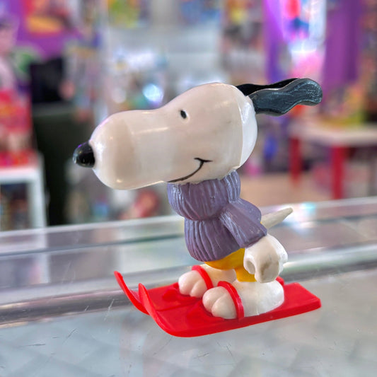 Peanuts: Snoopy On Skies PVC Figure (Schleich, 70s) - PopCultGang
