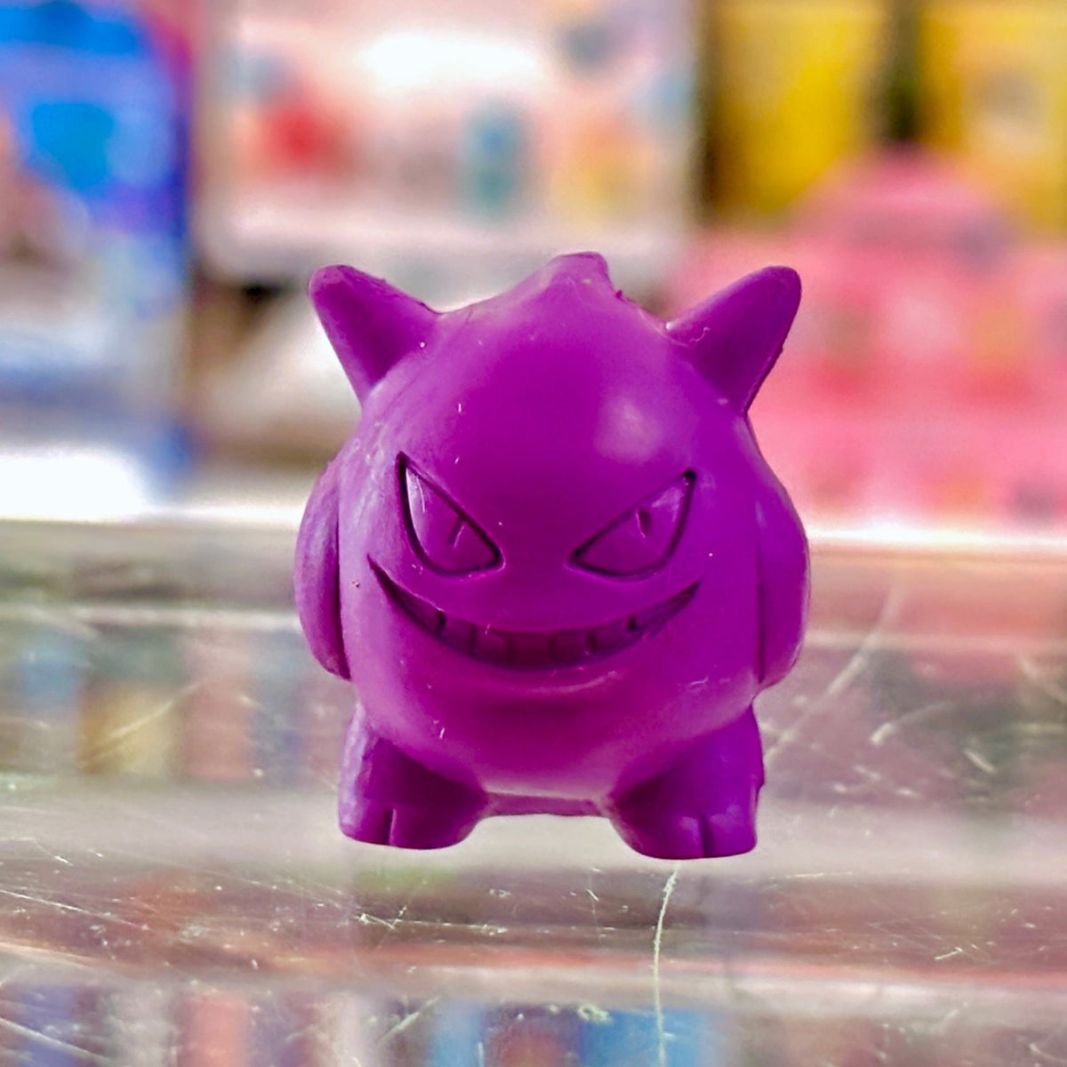 Pokemon: Eraser Keshi Figures - Gengar Monochrome Mini Figure (Nintendo, 1999) - PopCultGang
