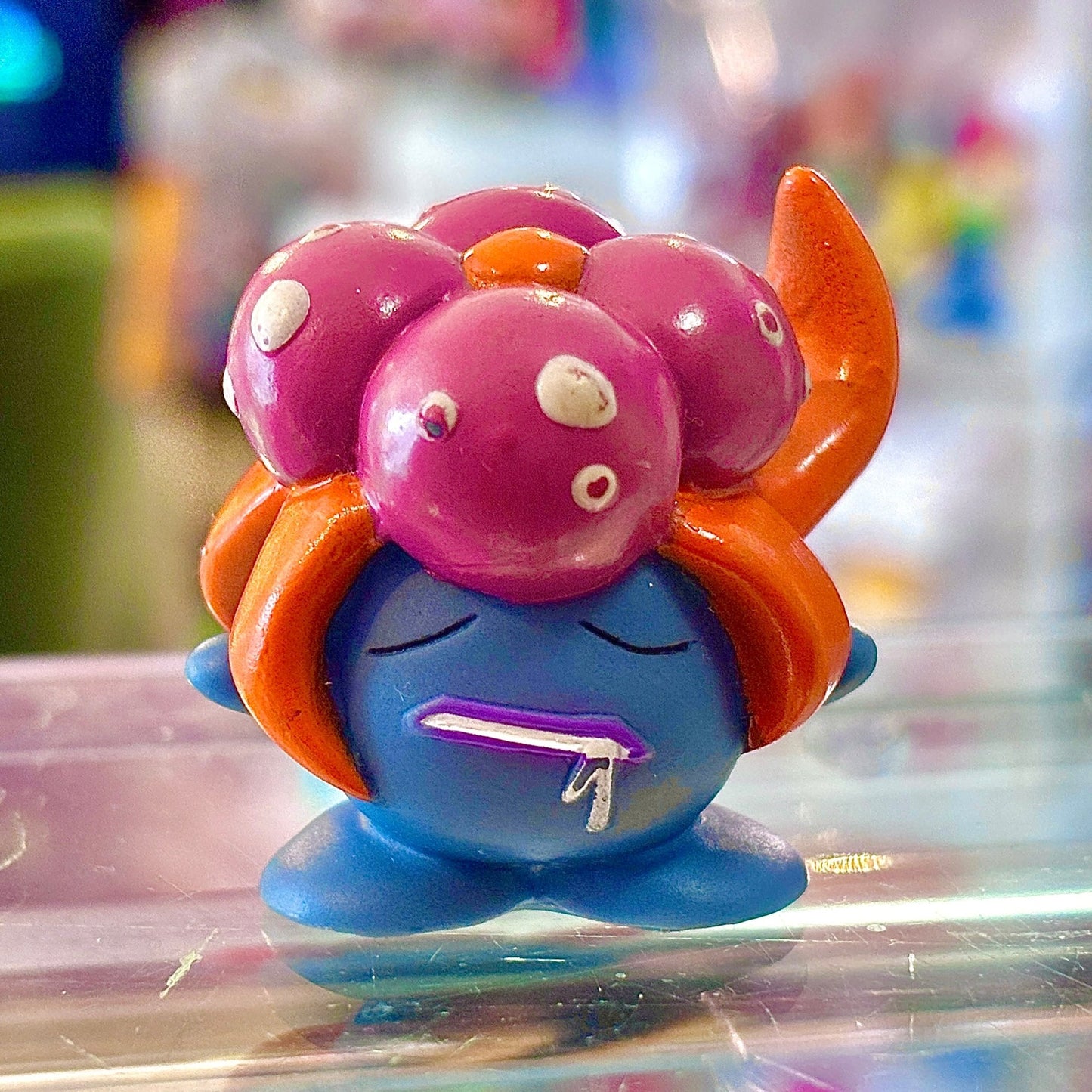 Pokemon: Gloom Finger Puppet Figure (Bandai, 1997) - PopCultGang