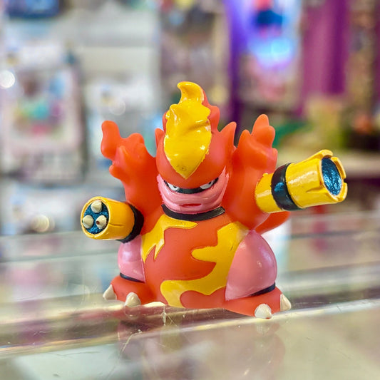 Pokemon: Magmortar Finger Puppet Figure (Bandai, 2008) - PopCultGang