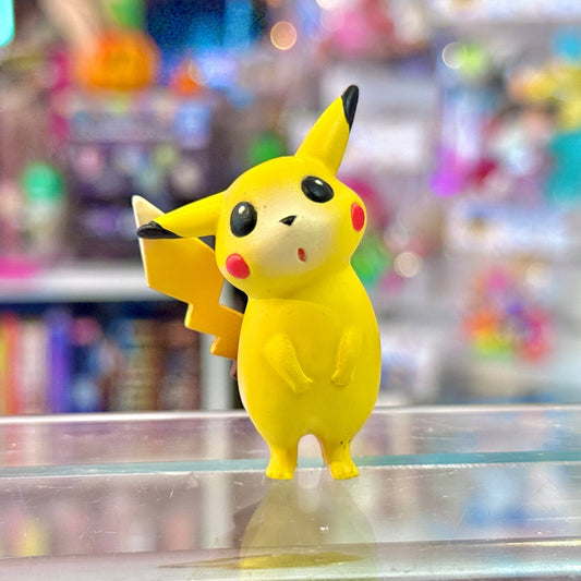 Pokemon: Pikachu Collectible Mini Figure (TOMY, Nintendo, 90s) - PopCultGang