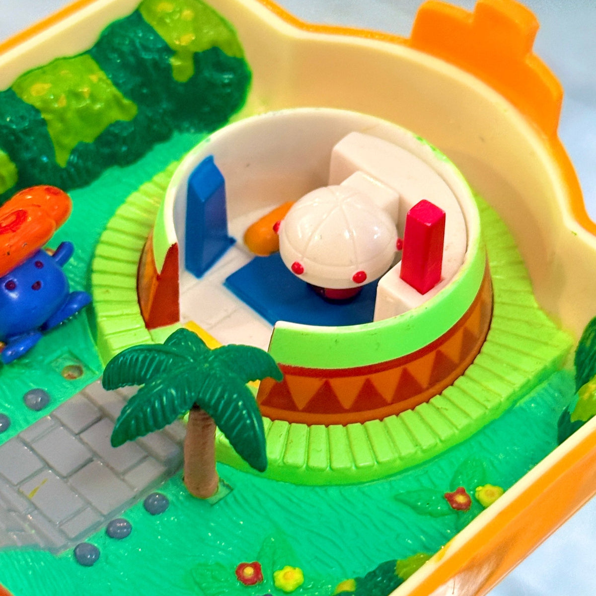 Pokemon Pocket Playsets: Park Adventure With Lapras & Vileplume (Hasbro, Tomy, 1997) - PopCultGang