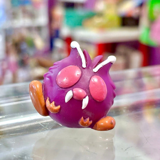 Pokemon: Venonat Finger Puppet Figure (Bandai, 1998) - PopCultGang