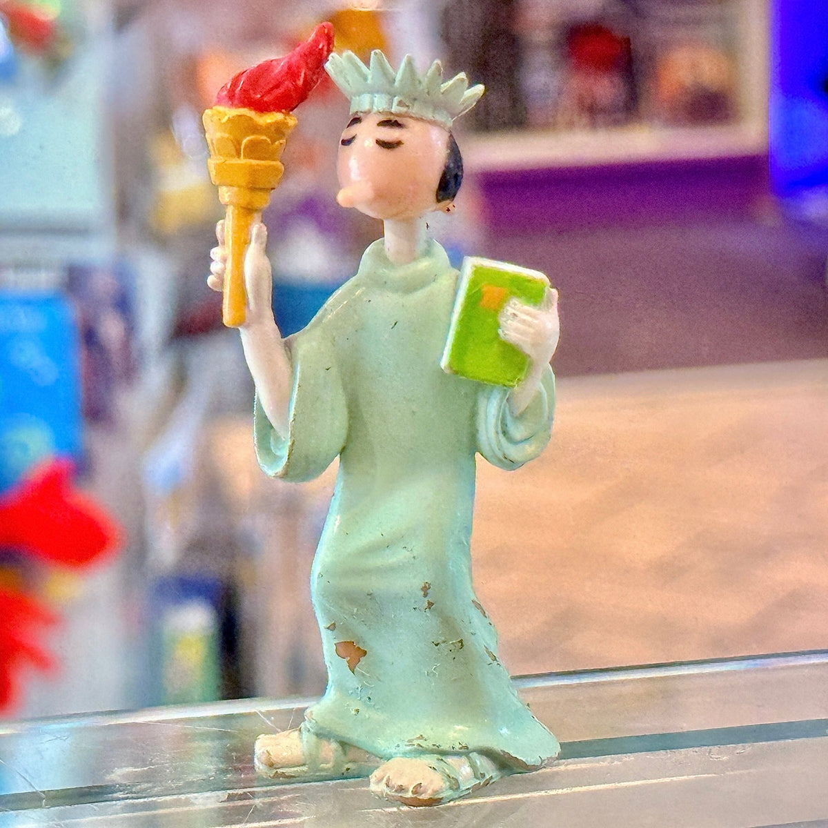Popeye The Sailor: Oline As The Statue of Liberty PVC Figure (1997) - PopCultGang