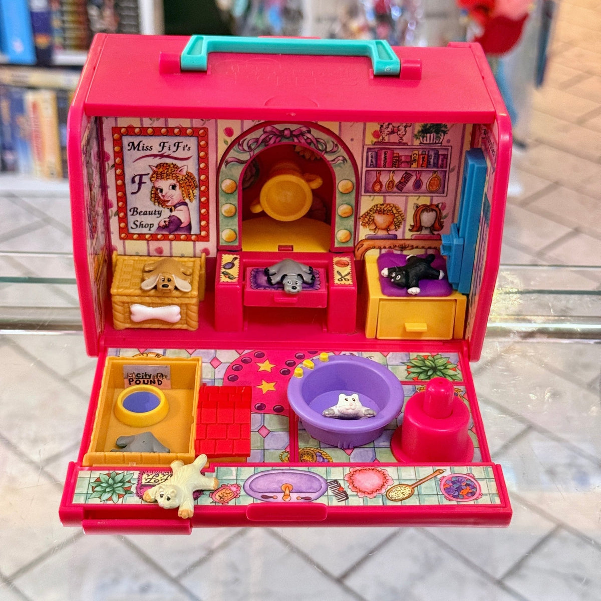 Pound Puppies: Pretty Paws Pet Show Playset (Galoob, 1995) - PopCultGang