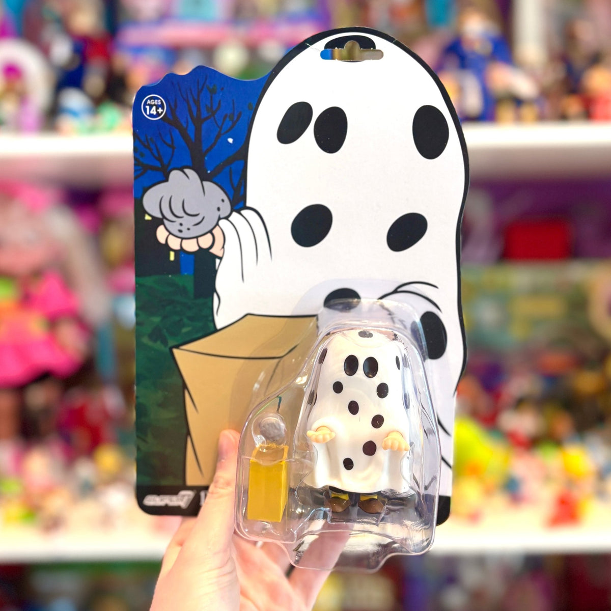 Reaction Figures: Peanuts - Charlie Brown Ghost Sheet 10 cm Action Figure (Super7) - PopCultGang