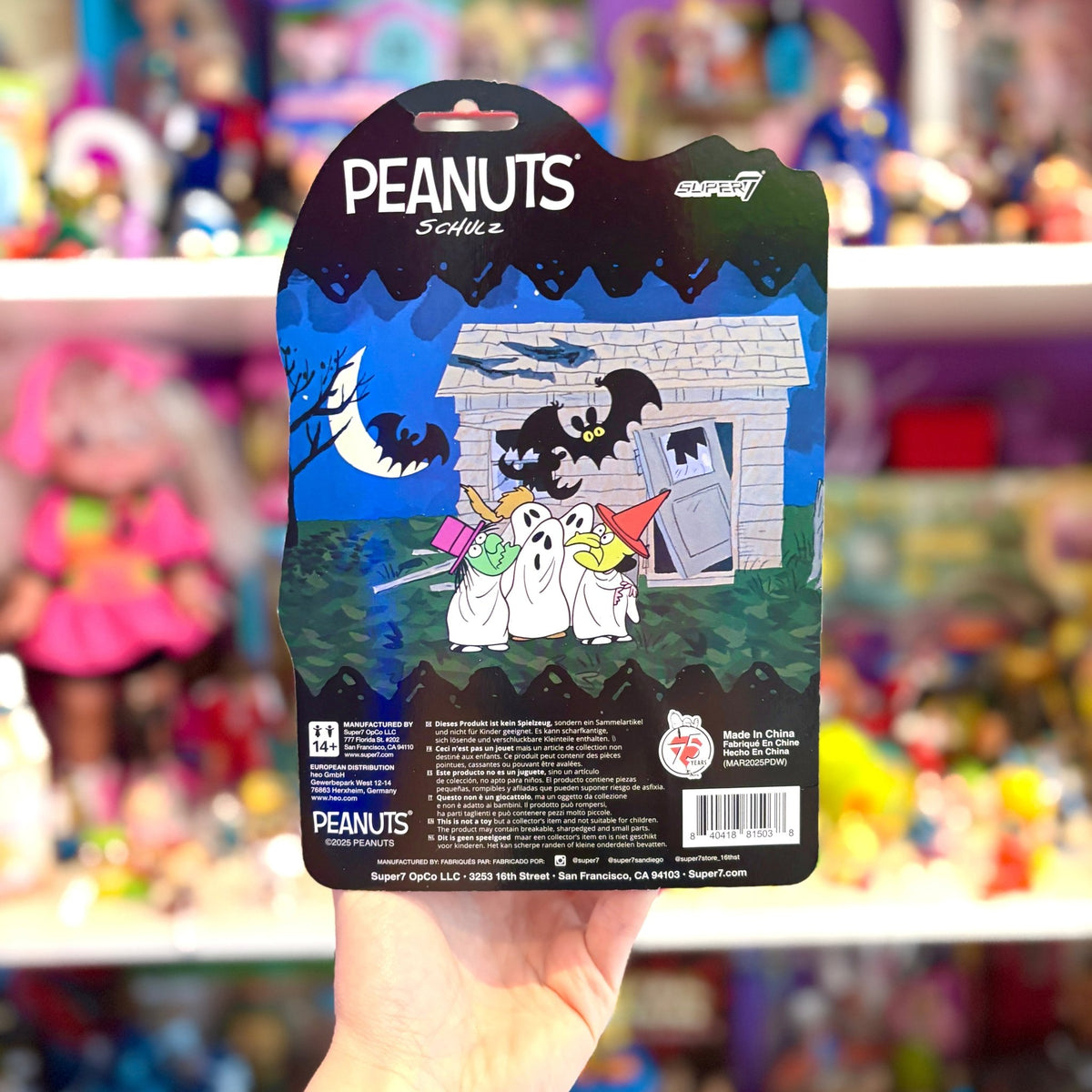 Reaction Figures: Peanuts - Charlie Brown Ghost Sheet 10 cm Action Figure (Super7) - PopCultGang