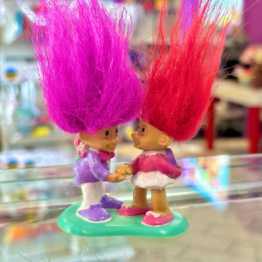 Russ Trolls: Love Trolls Couple Courting - Valentines Day PVC Figure (Russ, 90s) - PopCultGang