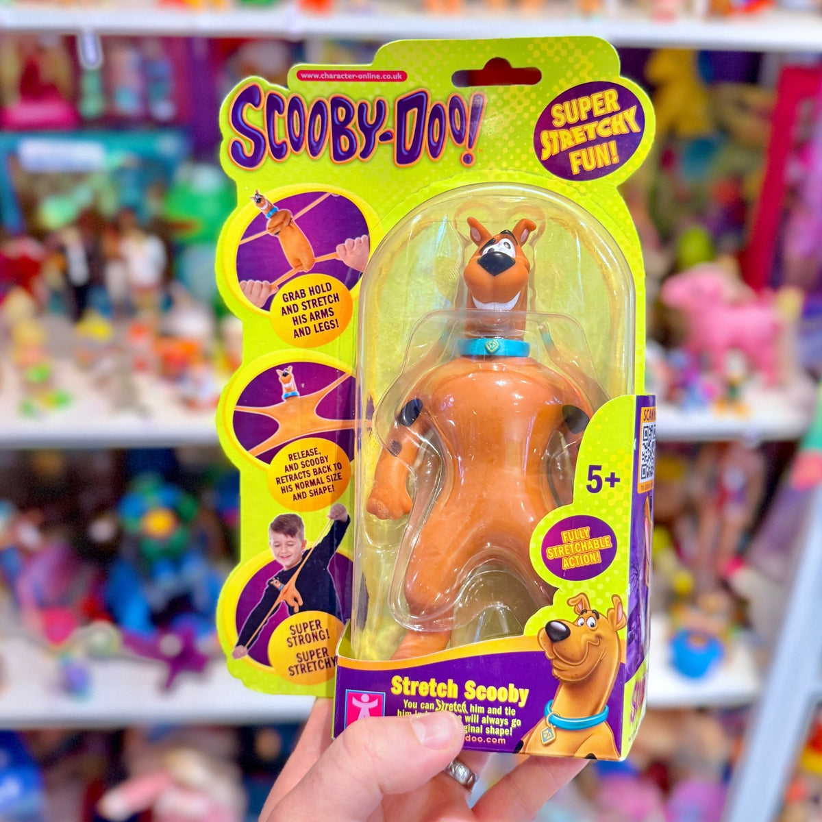 Scooby Doo: Stretch Scooby - Regular Scoob Stretchy Figure (MOC, Character Options 2017) - PopCultGang