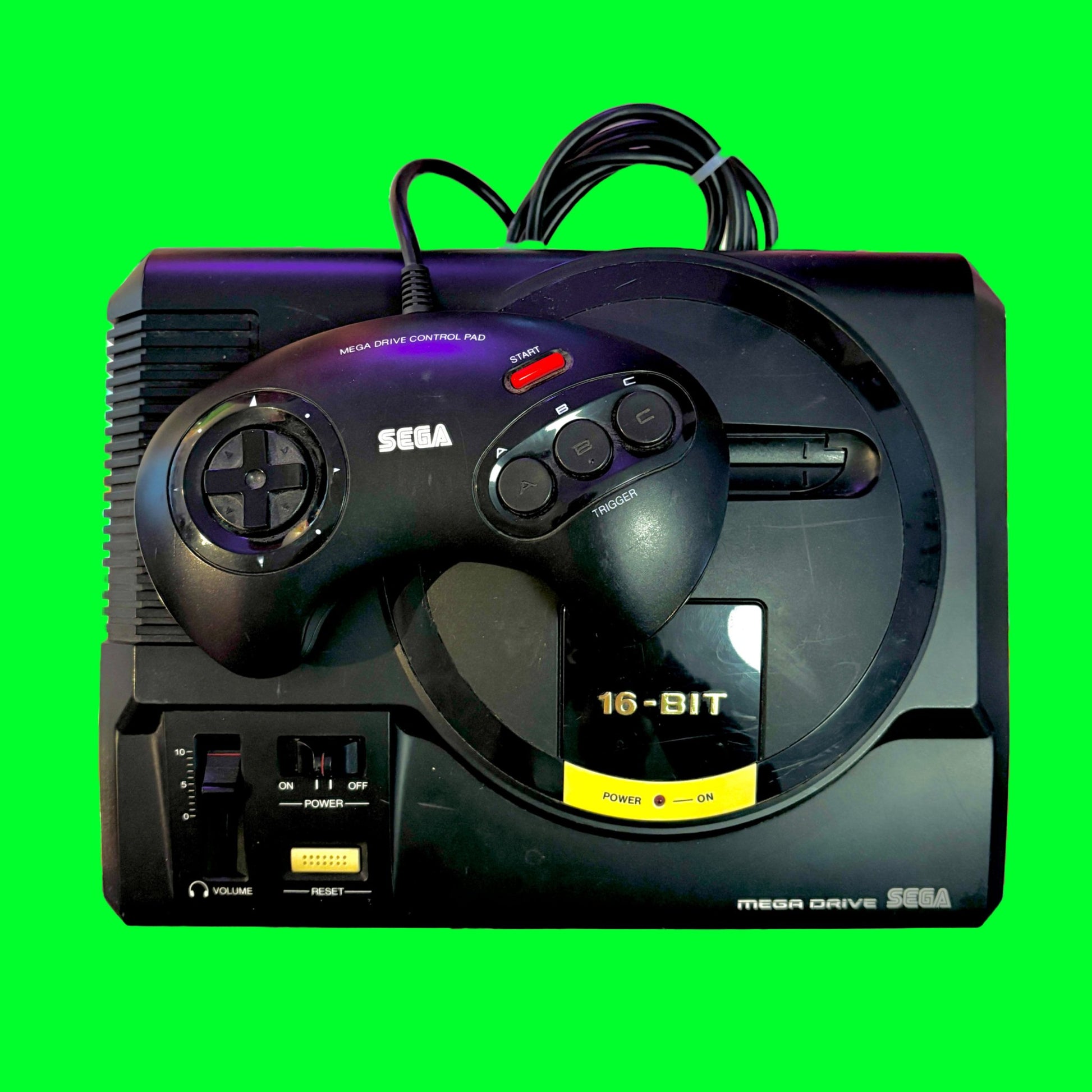 Sega Mega Drive I + controller - PopCultGang