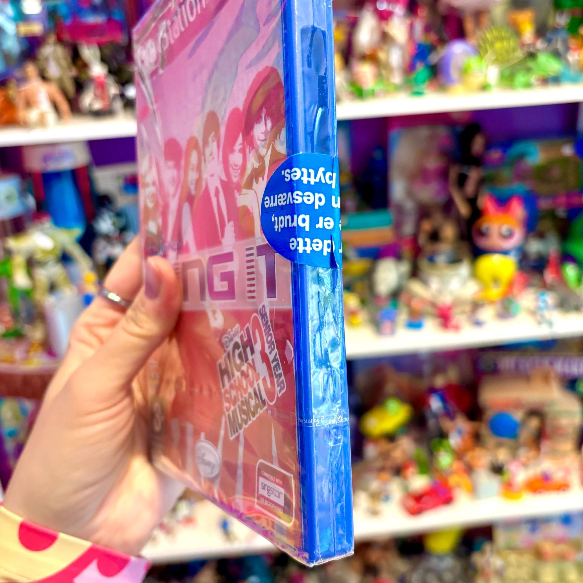 Sing It: High School Musical 3 - Senior Year (PS2) - PopCultGang