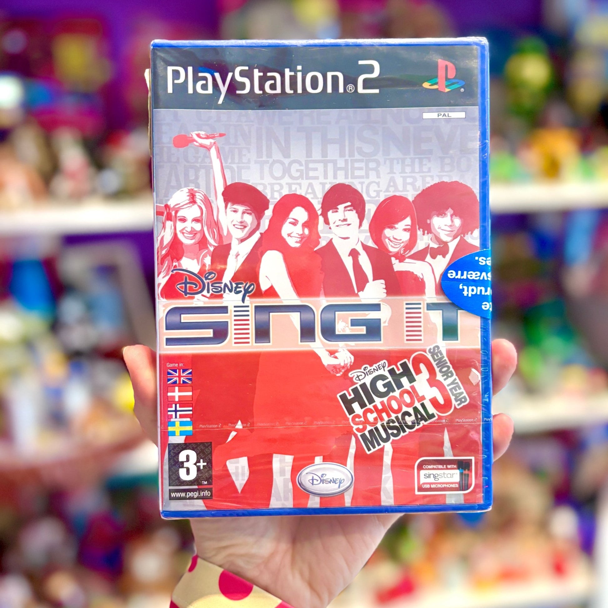 Sing It: High School Musical 3 - Senior Year (PS2) - PopCultGang