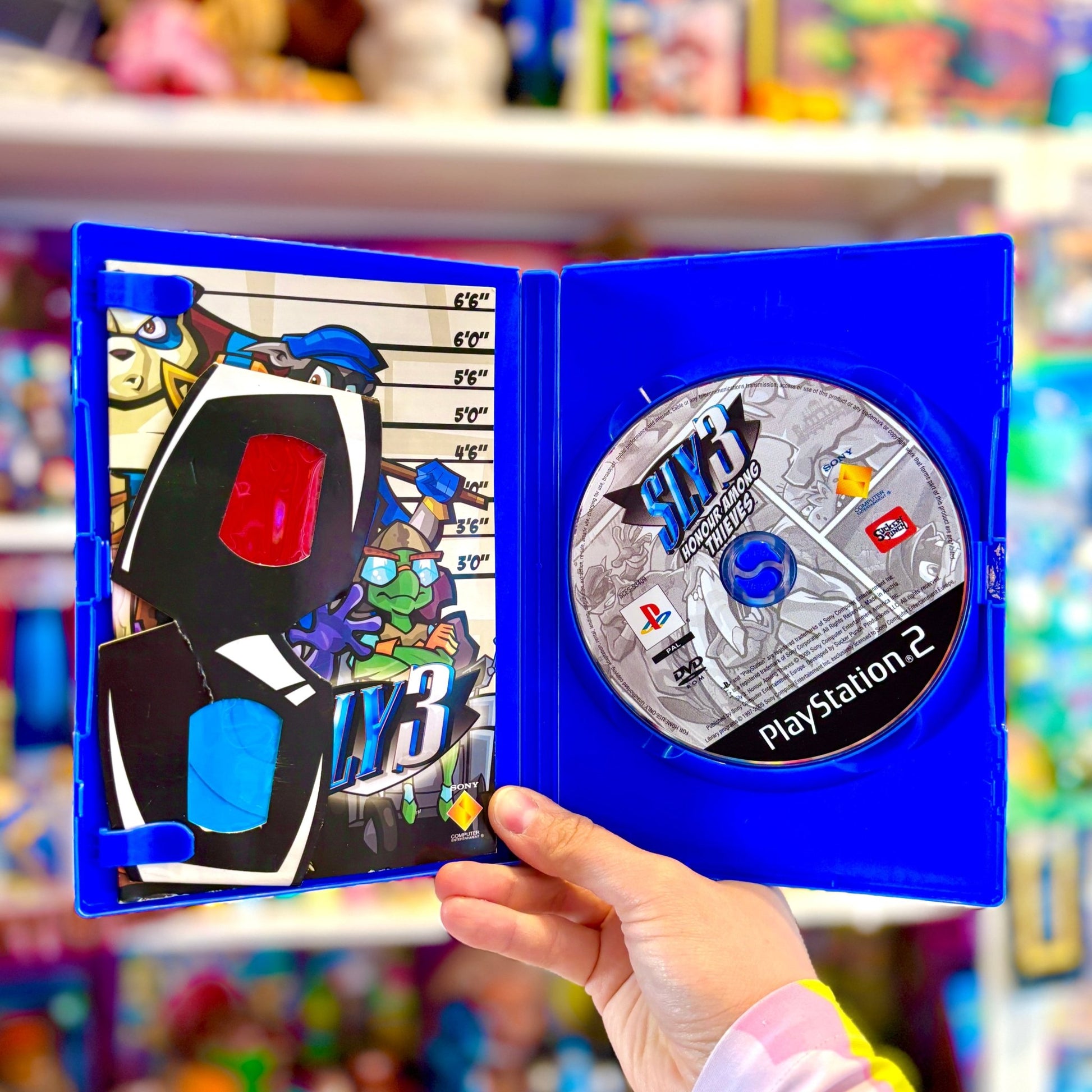 Sly 3: Honor Among Thieves (PS2) - PopCultGang