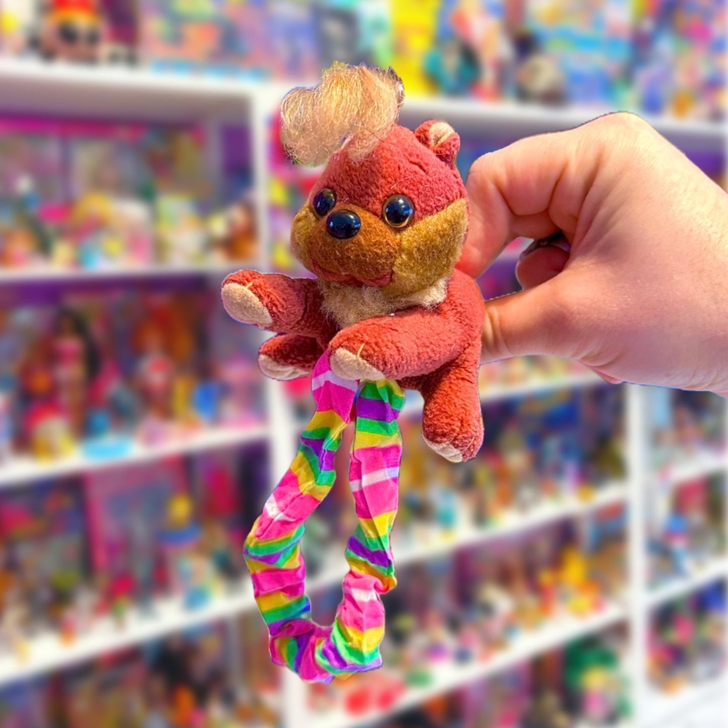 Smunchies: Brown Squirrel w. Multicolored Scruncie (Lansay, 90s) - PopCultGang