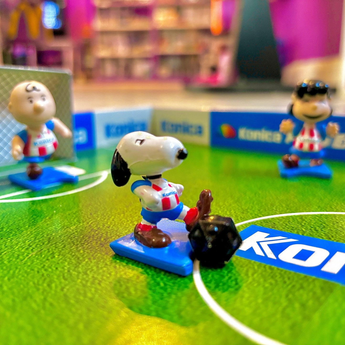 Snoopy & Peanuts: Konica Cup Football Soccer Boardgame (1991/1992) - PopCultGang