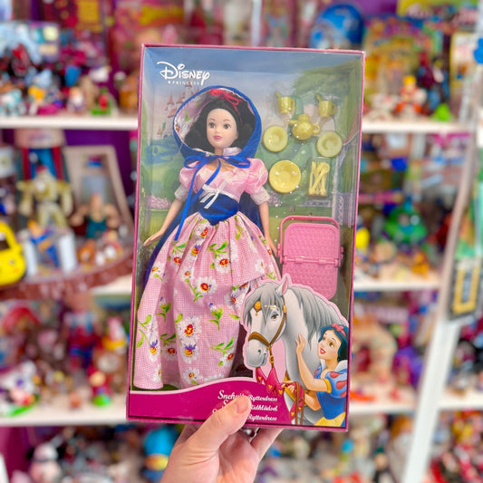 Snow White In Riding Dress Doll (Disney Princess, NIB, Simba Toys, 2002) - PopCultGang