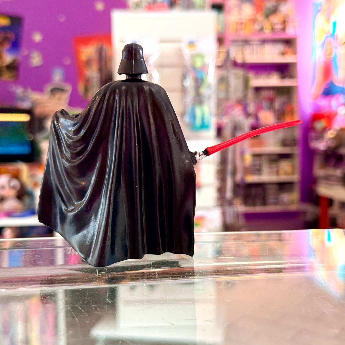 Star Wars: Darth Vader PVC Figure (Lucasfilm, 2004) - PopCultGang