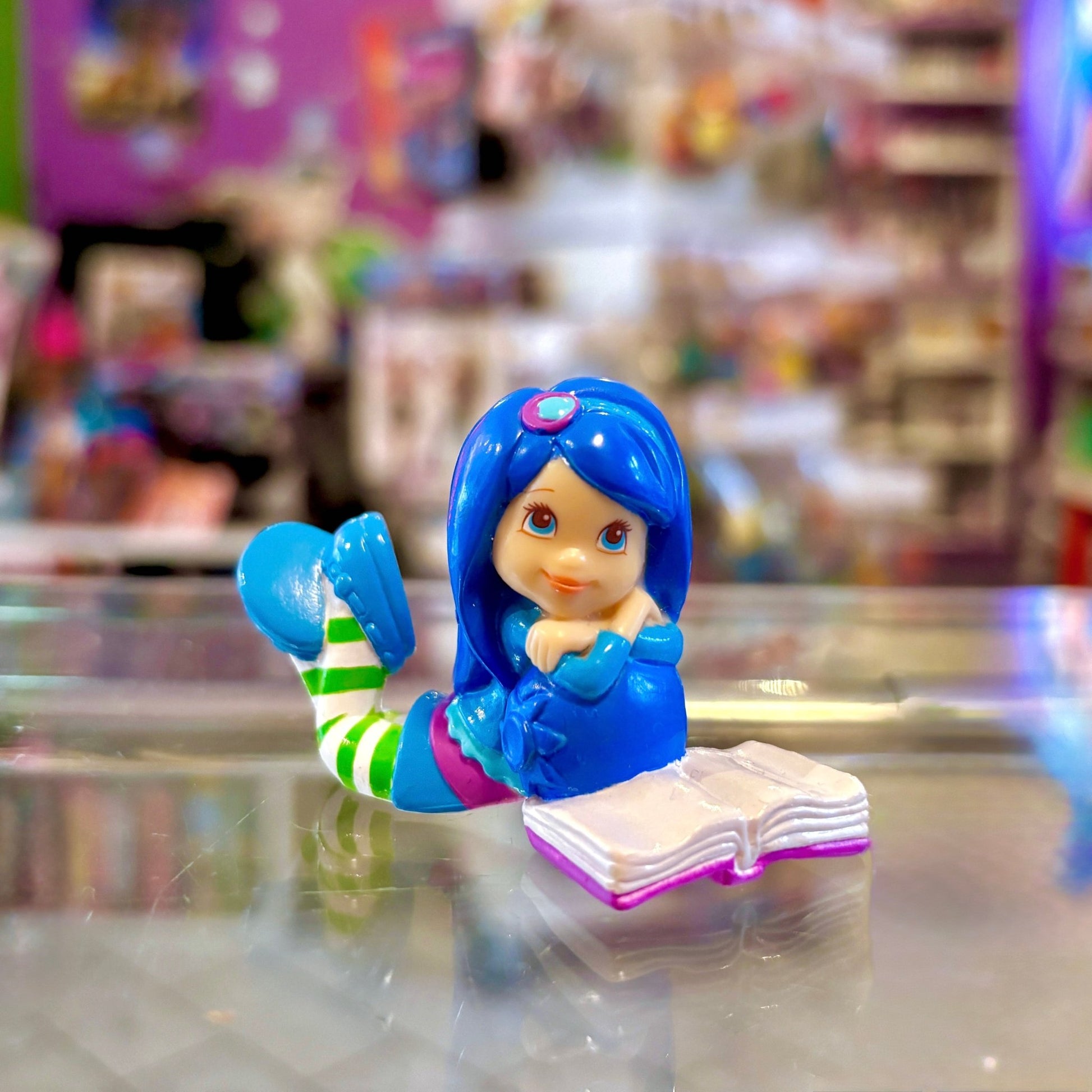 Strawberry Shortcake Collectible Minifigures: Blueberry Muffin (Hasbro, 2009) - PopCultGang