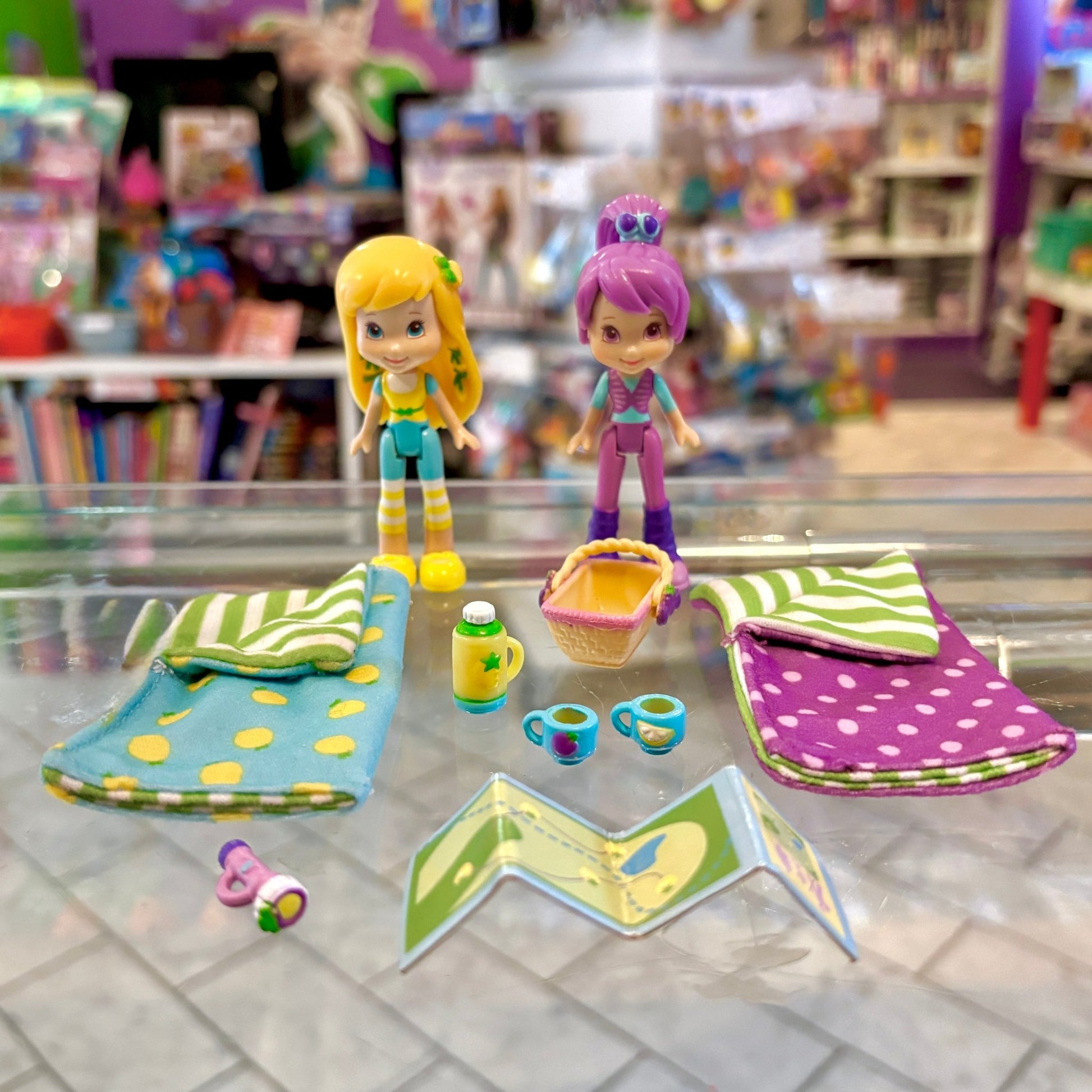 Strawberry Shortcake: Starry Slumber Party Figure Set (Hasbro, 2008) - PopCultGang
