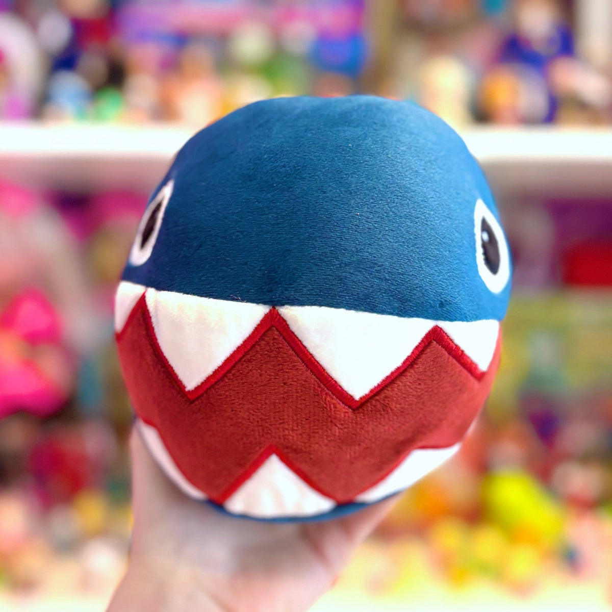 Super Mario: Mocchi-Mocchi Junior Plush Figures Wave 11: Chain Chomp Plush 15 cm (Nintendo) - PopCultGang