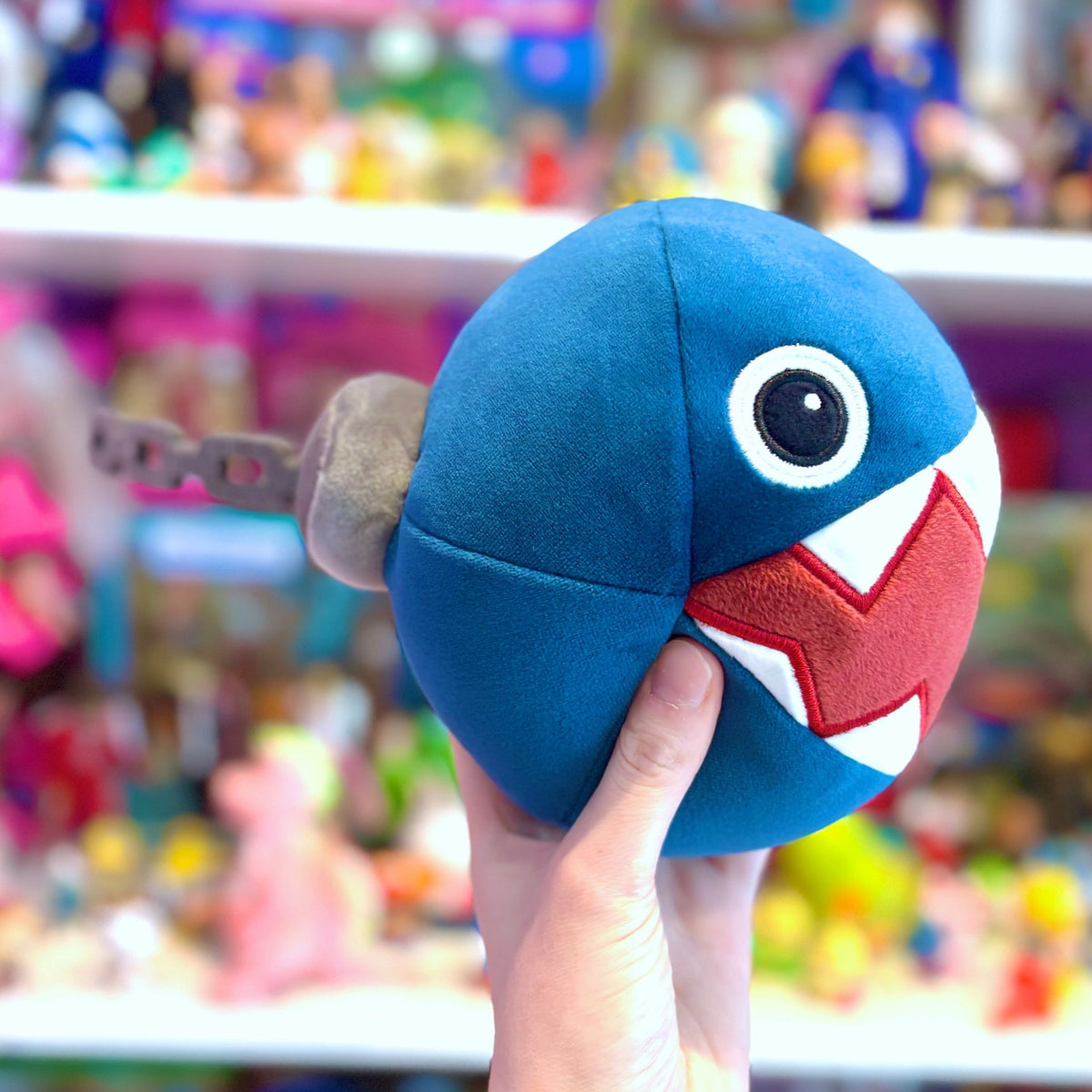 Super Mario: Mocchi-Mocchi Junior Plush Figures Wave 11: Chain Chomp Plush 15 cm (Nintendo) - PopCultGang