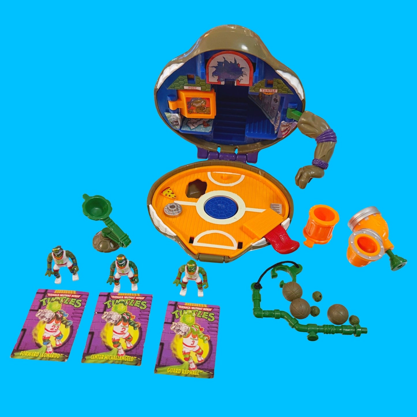 Teenage Mutant Ninja Turtles: Mini Mutants - Donatello's Basketball Playset (Playmates, 1995) - PopCultGang