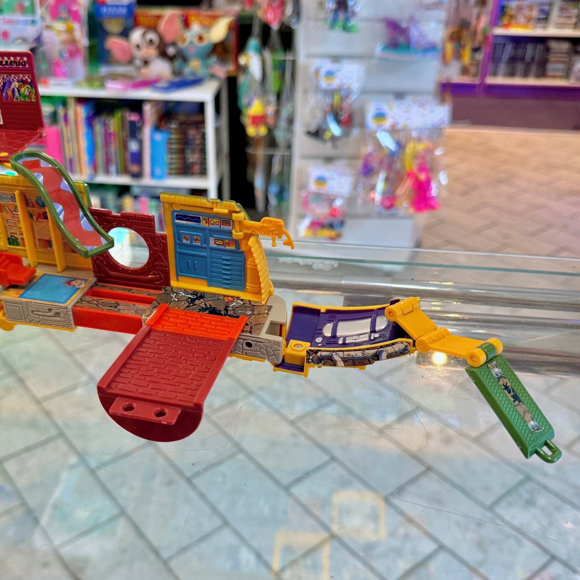 Teenage Mutant Ninja Turtles: Mini Mutants - Party Wagon Playset (Playmates, 1995) - PopCultGang