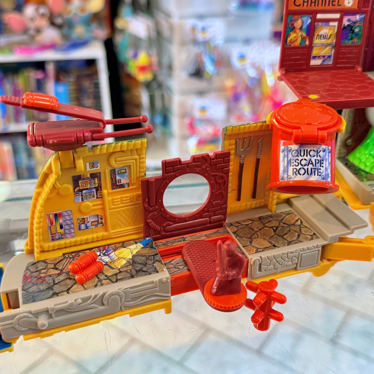 Teenage Mutant Ninja Turtles: Mini Mutants - Party Wagon Playset (Playmates, 1995) - PopCultGang