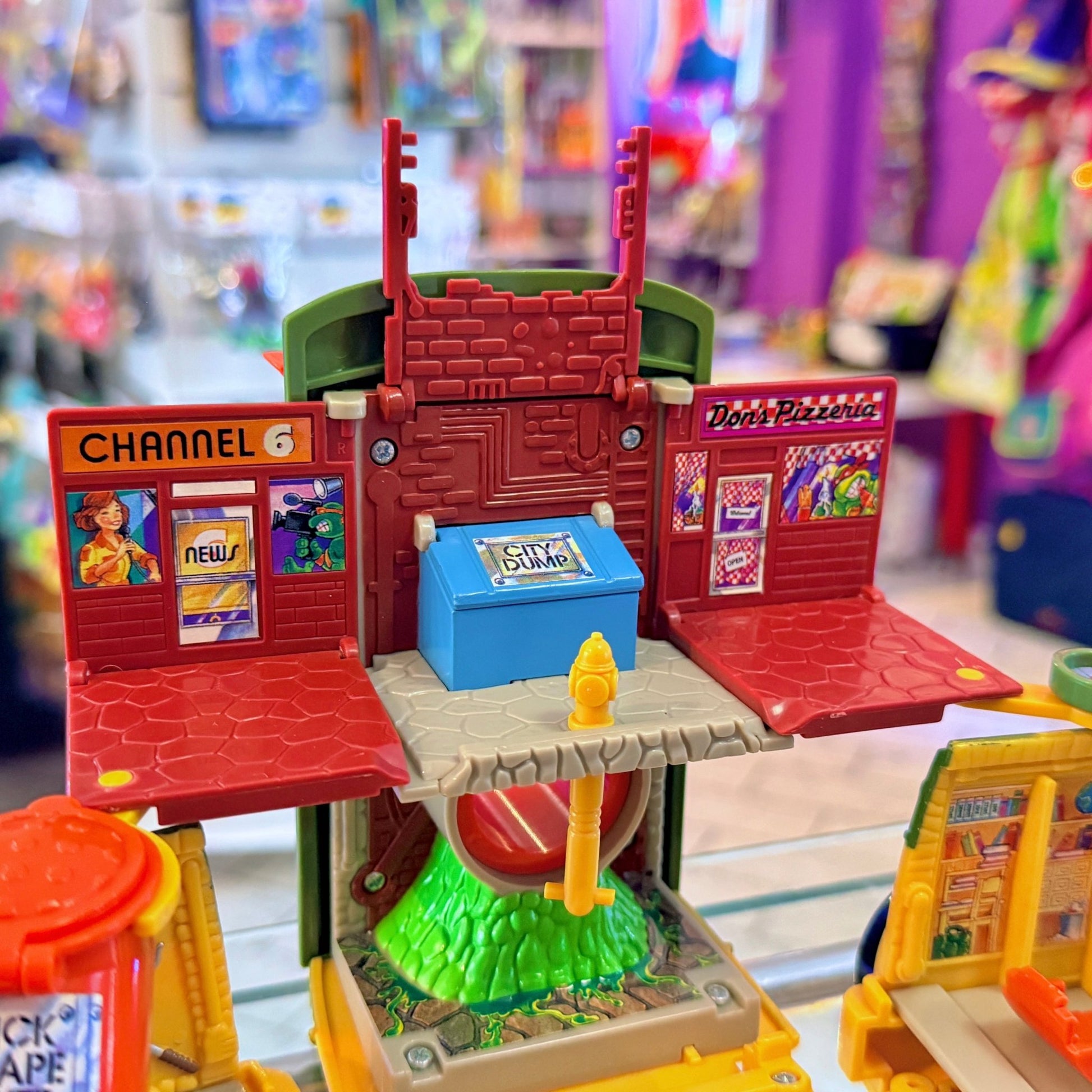 Teenage Mutant Ninja Turtles: Mini Mutants - Party Wagon Playset (Playmates, 1995) - PopCultGang