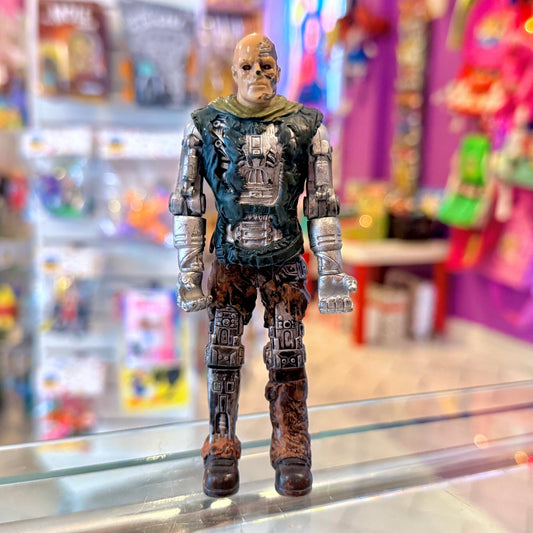 Terminator Salvation: Battle Damaged T - 600 Robot Action Figure (2009) - PopCultGang