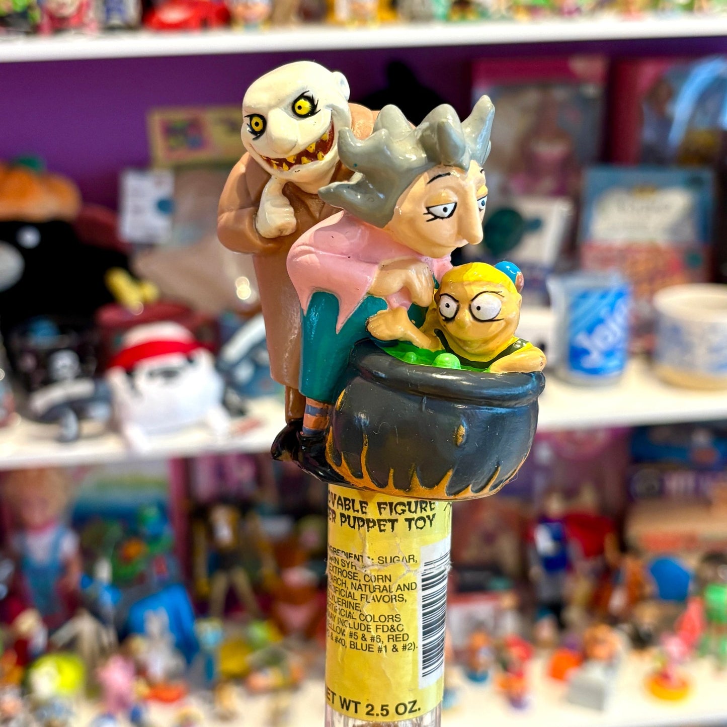 The Addams Family: Fester Pugsley Grandma Candy Topper + Candy (HBPC, 1993) - PopCultGang