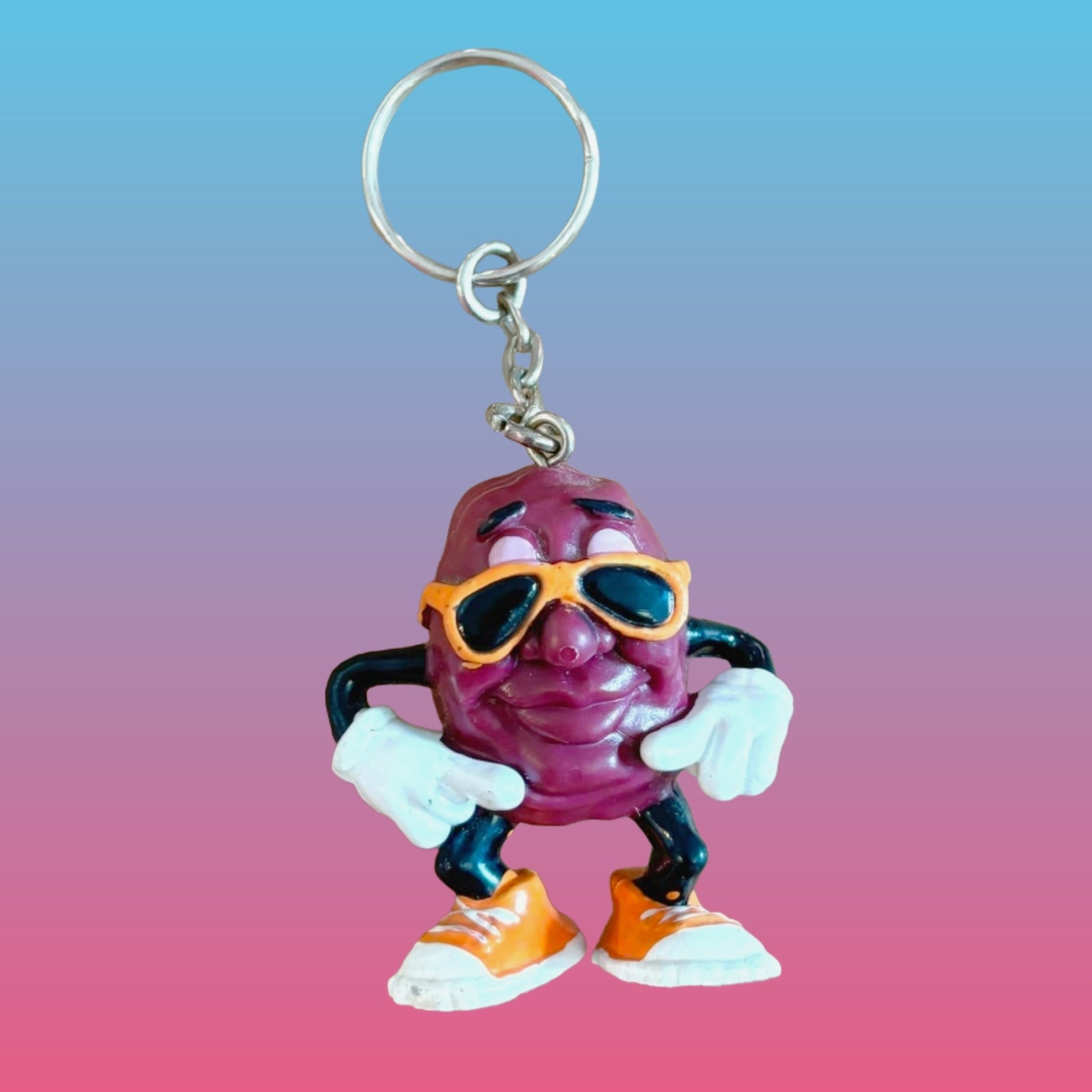 The California Raisins: Sunglasses Raisin Figural Keychain (80s) - PopCultGang