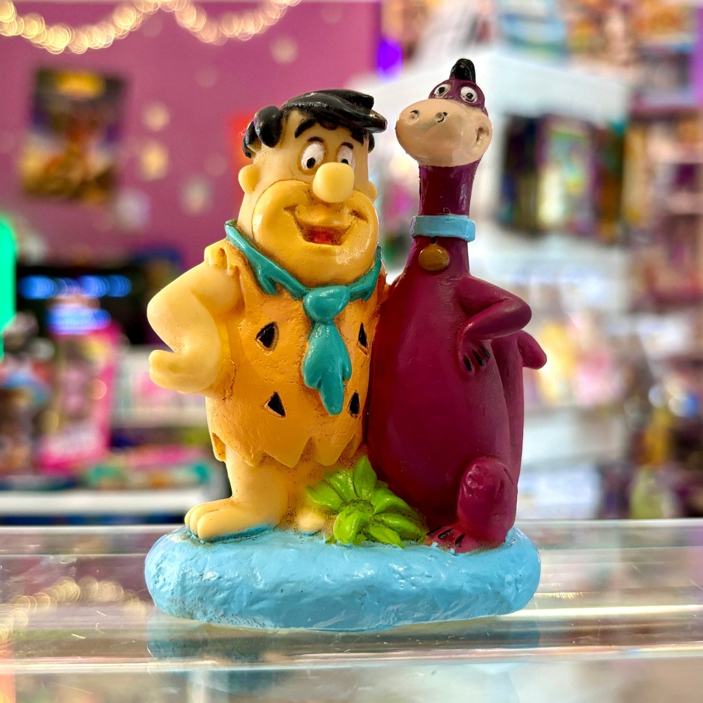 The Flintstones: Fred & Dino Rubber Figure (1993) - PopCultGang