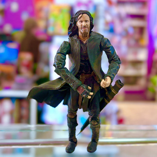 The Lord of The Rings: The Fellowship of The Ring - Aragon Action Figure (2002) - PopCultGang