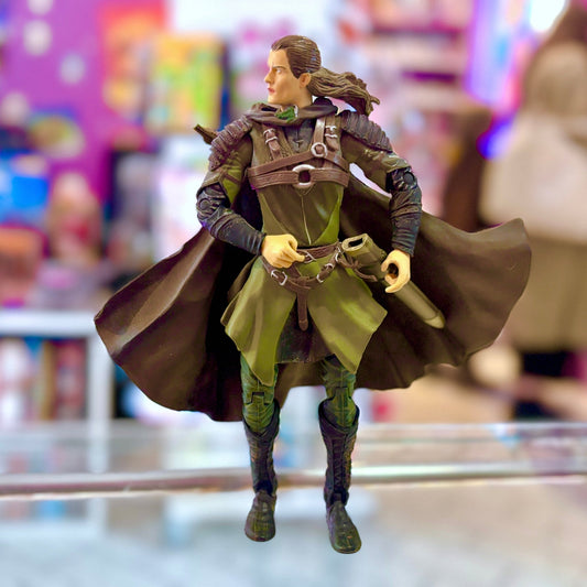 The Lord of The Rings: The Two Towers - Legolas Helms Deep Action Figure (2003) - PopCultGang