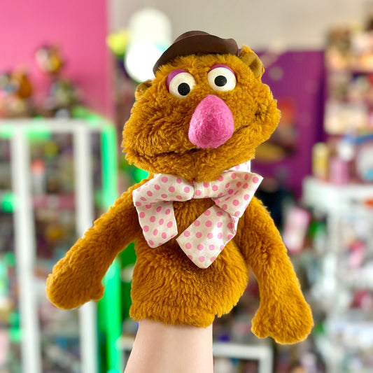 The Muppets: Fozzie Bear Hand Puppet (70s) - PopCultGang