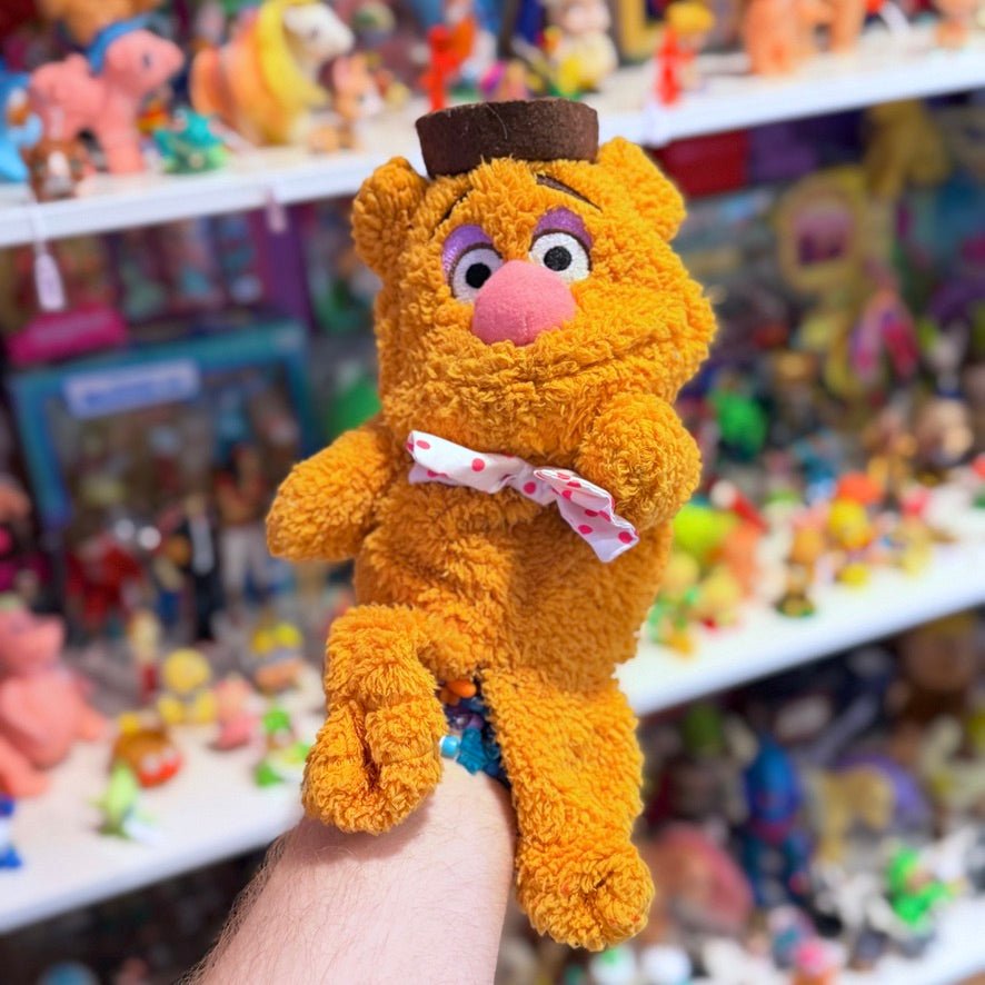 The Muppets: Fozzie Bear Hand Puppet (Albert Hejn, 2012) - PopCultGang